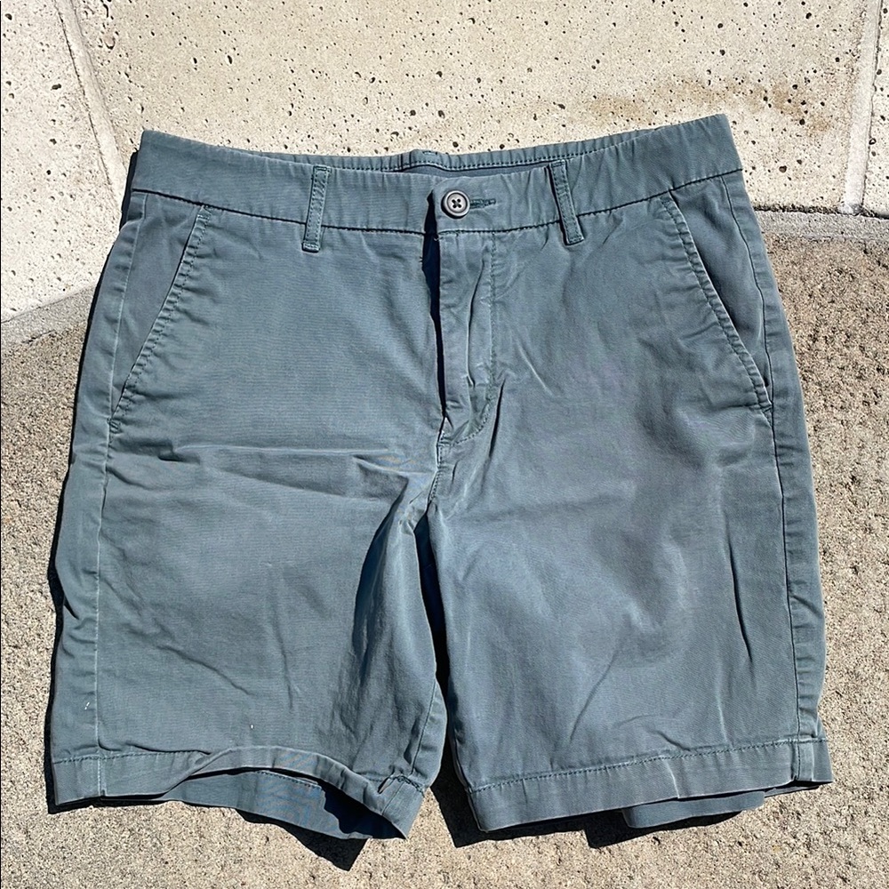 Marc Anthony Men's Casual Gray Shorts 31”